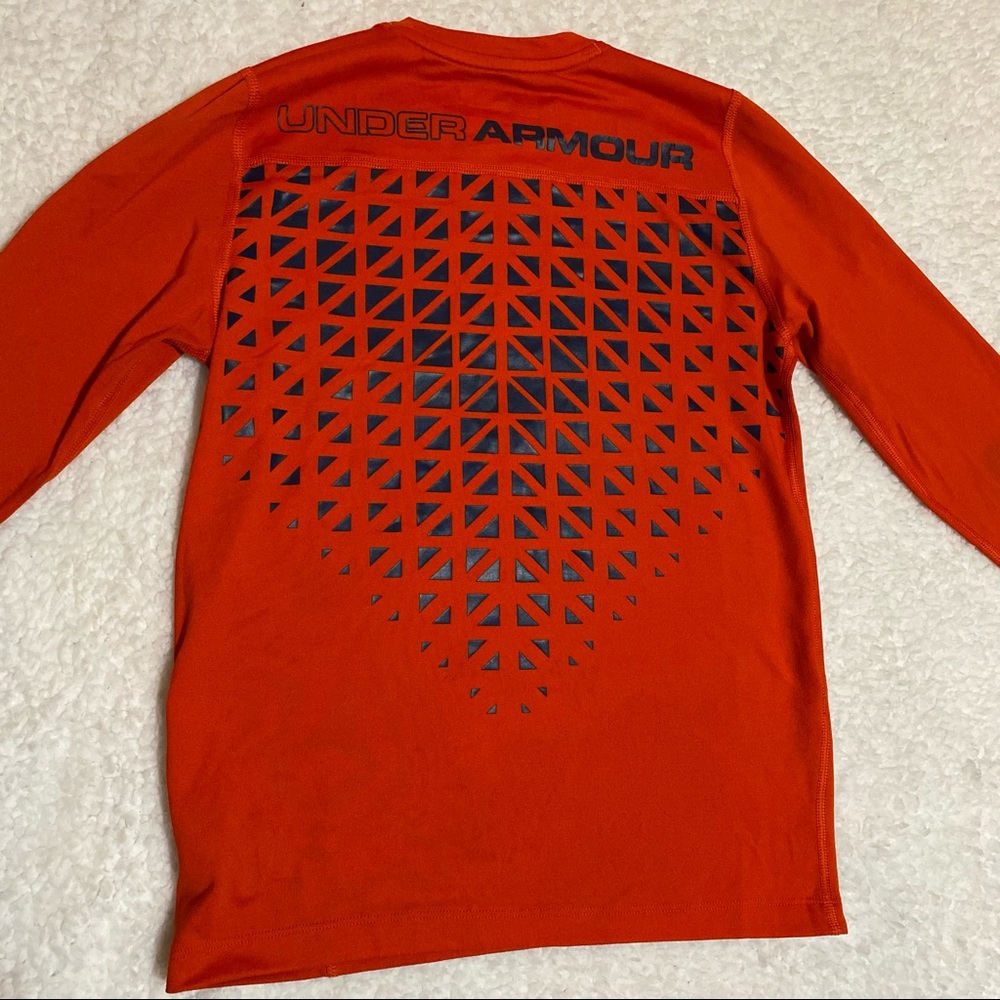 Under Armour Boys Youth Small Fitted Cold Gear Long Sleeved Orange and Navy Top